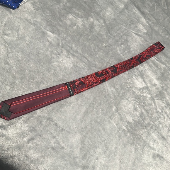 Peter Giant Tie - Picture 4 of 4